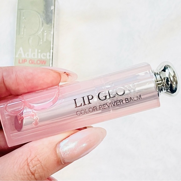 Dior Addict Lip Glow Lip Balm - 8 Dior - Picture 2 of 13